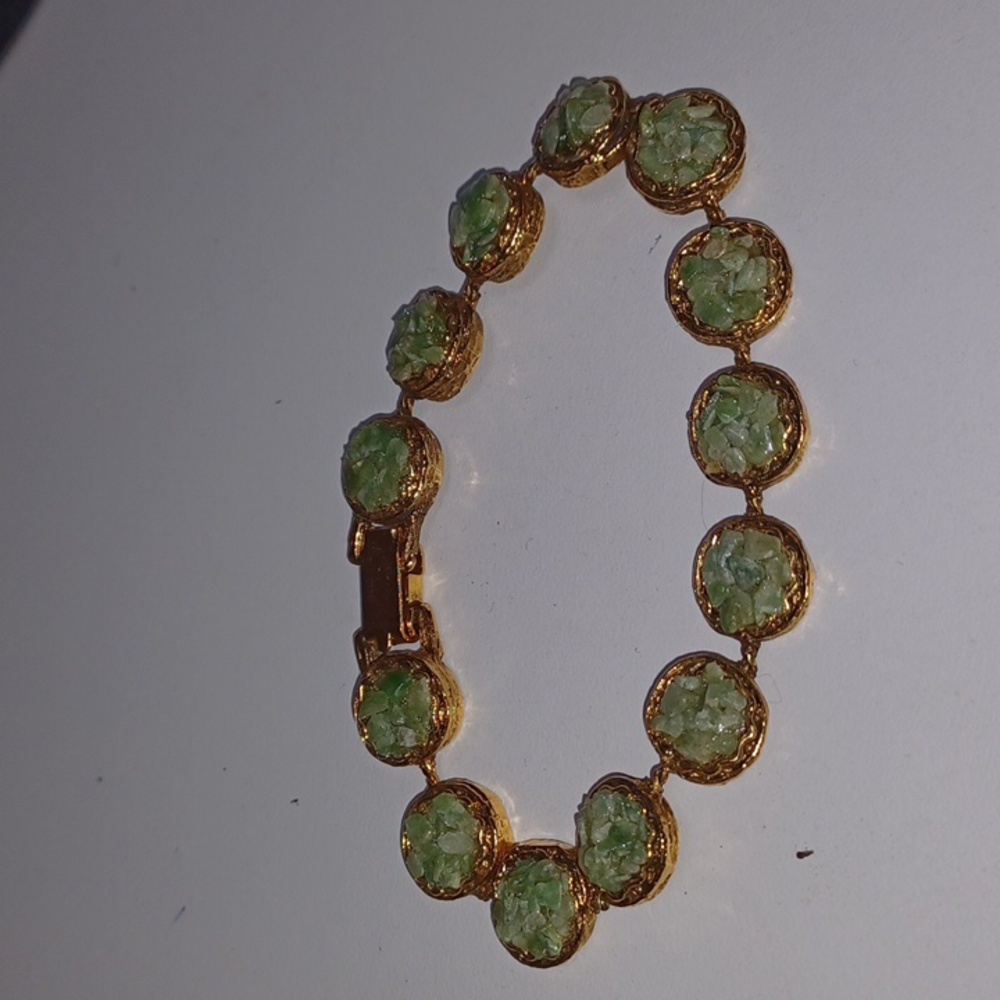 Vintage Jade Chip Bracelet Stone Jewelry - Picture 3 of 5